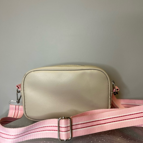 Pusheen sling bag - Picture 2 of 2